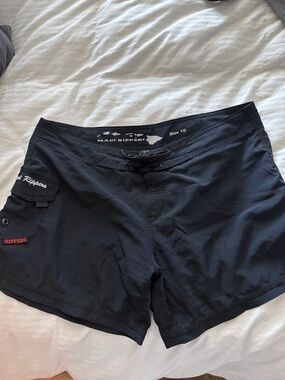 Maui Rippers Women's Black Swim Shorts size 10